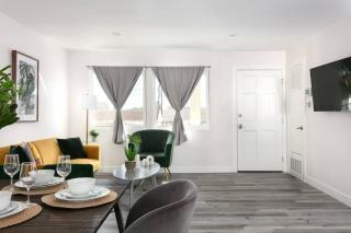 Luxury 3BR Condo Near Americana and Galleria - 6