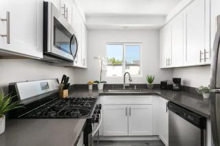 Luxury 3BR Condo Near Americana and Galleria - Glendale - 4