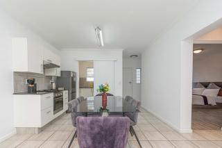 Executive sandton apartment - 0