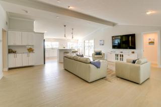 4 Mi to Englewood Beach Boating and Fishing Escape - 4