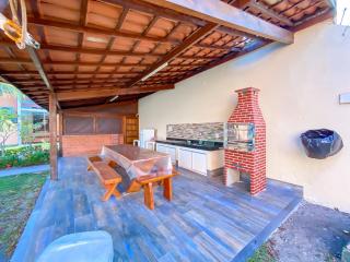 Flat com 1 quarto com ar split, sala e cozinha completa, No condomínio Portal do Atlântico a 100m praia de Taperapuã (Barraca do Gaúcho) , portaria 24hrs, piscina. - 5