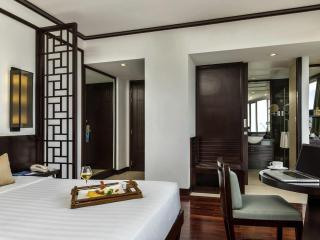 Novotel Ha Long Bay Hotel - 2