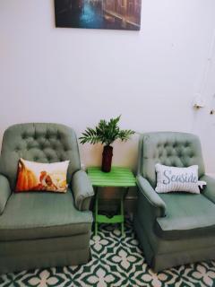 Private entrance guest suite dedicated bathroom kitchen - 6