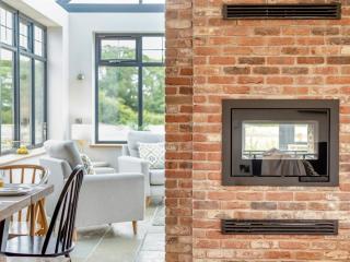 5 Bed in Shrewsbury 80686 - 1