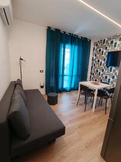 MAISON PALMENTELLo 3 - 9