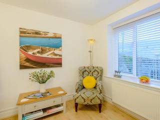 2 Bed in Lulworth Cove DC028 - 4