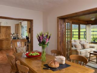 3 Bed in Brecon Town BN037 - 7