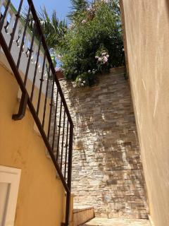 Luxury Villa with Panorama View and Heated Pool - 1