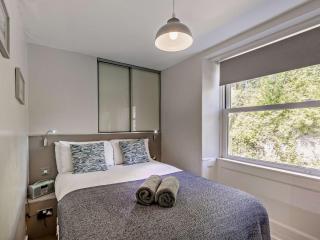 2 Bed in Aberdovey DY044 - 2