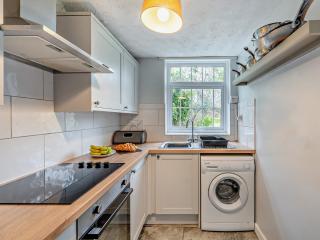 2 Bed in Llangynidr BN052 - 1