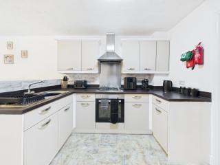 Spacious 5 Bed Contractor Hub 3 Baths Corby - 5