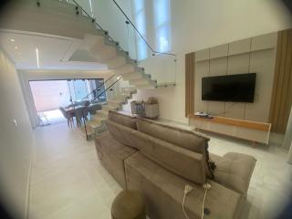 Aluga-se casa em condomínio com duas suítes e piscina - 8