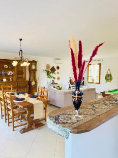 Grande maison romantique avec jacuzzi intérieur & parking, à 1h30 de Paris - 8