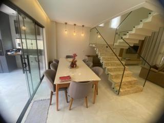 Aluga-se casa em condomínio com duas suítes e piscina - 4