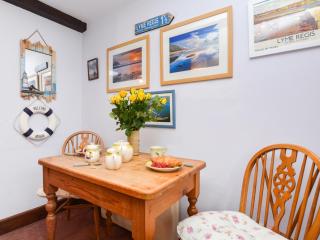1 bed in Lyme Regis 40483 - 6