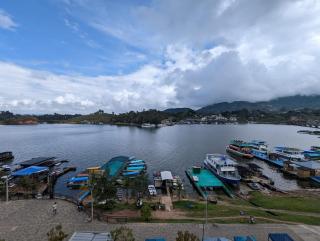 Apartamento vista lago 202 - 0