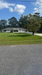 Gulfport home great for families - 1