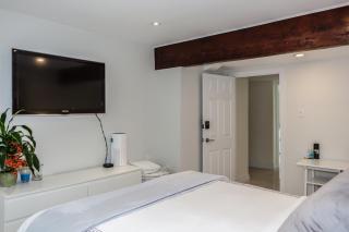 Nature Oasis Bar Room - 1