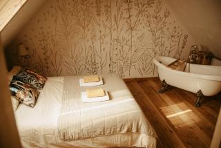 Szumidomki strefa z jacuzzi sauna widok na potok las - 5