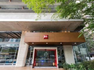 ibis Medellin - 8