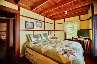 Quiet Oceanfront Cottage with Dock - 3