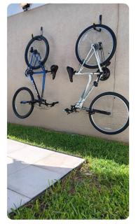 Cozy Retreat near the Beach - 4