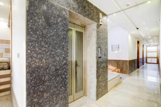 Hotel O Divy Noida Sector 50 Metro Station - 8