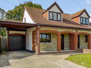 2 bed in Totland Bay IC003 - 0