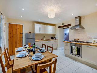 3 Bed in Bamford PK838 - 8