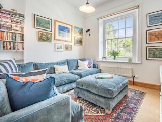 5 Bed in Bonchurch IC076 - 4