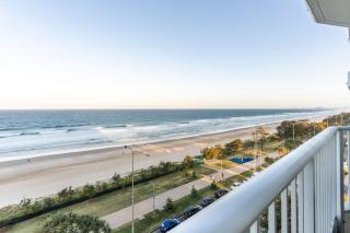 Oceanfront Hamptons 2BR Escape - 8