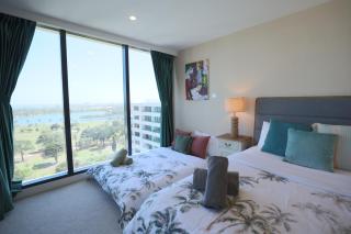 Tido Art Haven St Kilda Rd Opposite Albert Park - 2