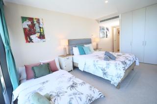 Tido Art Haven St Kilda Rd Opposite Albert Park - 1