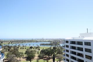 Tido Art Haven St Kilda Rd Opposite Albert Park - 9