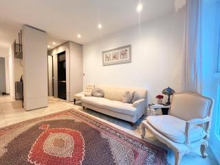 The Kensington Luxe Suites - 7