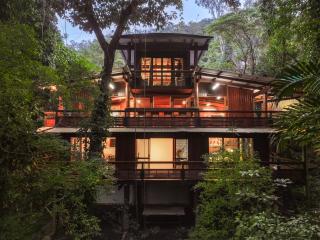 Kalamunda - A Home in the Forest - 0