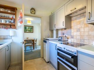 3 Bed in Thornham KT111 - 3