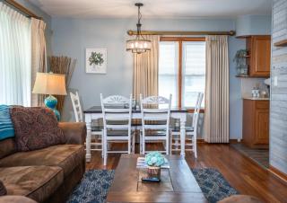 Cozy Corner House - Stay for 7 - 8