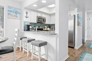 Coastal Penthouse Paradise - 7