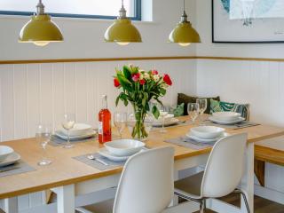 3 bed property in Holsworthy 90721 - 3