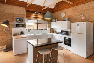 Sandy Gull Holiday Cottage - 1