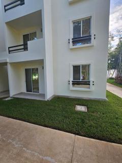 Ground floor condominium at the foot of the pool - 5