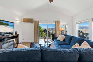 Crescent Bay Condo 207 - Alice Lodging - 3