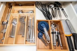 Charming Beachside Garden Vistas - 1