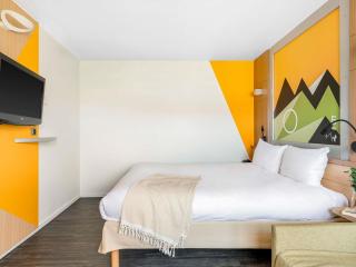ibis Styles Annecy Centre Gare - Annecy - 1