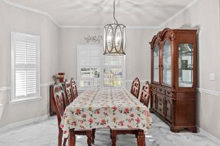 New to Vrbo Jefferson Poolside Escape w pool - 4