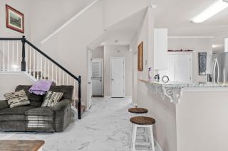 New to Vrbo Jefferson Poolside Escape w pool - 1