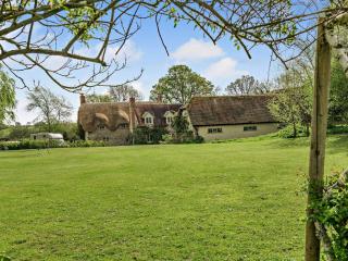 5 Bed in Sturminster Newton 76458 - 0