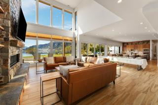 Bald Eagle Beach - Alice Lodging - 1