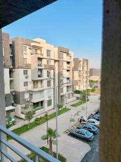 Stylish Flat at Jannah Compound Sheikh Zayed - 2